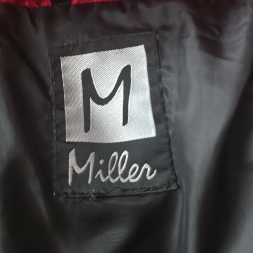 M Miller Women's Red Ski Jacket with Fur Hood - Picture 4 of 4